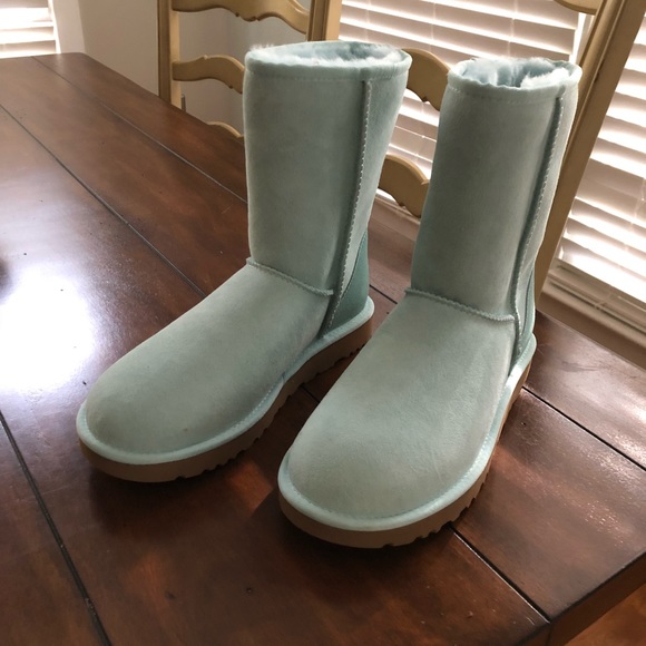 sea green uggs